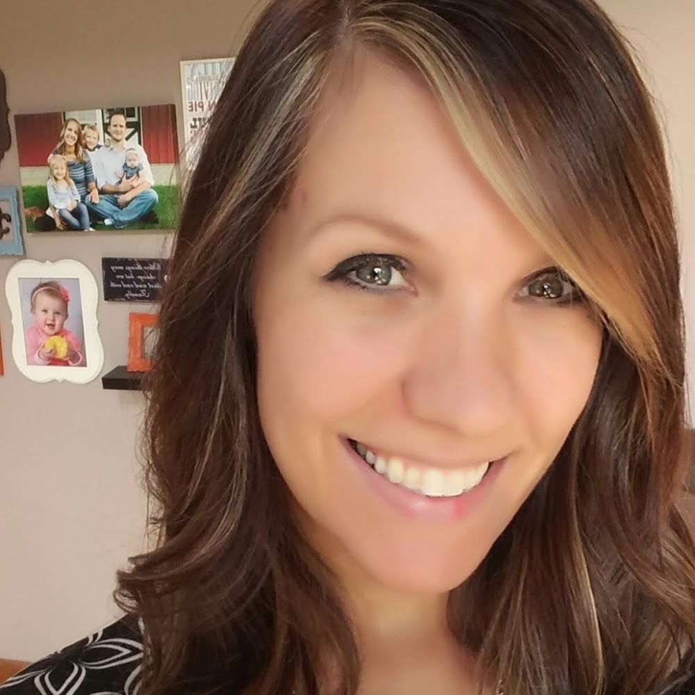 Meet your Posher, Brooke